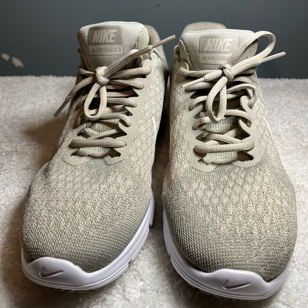Mens Nike Air Max Pre-owned Size 12